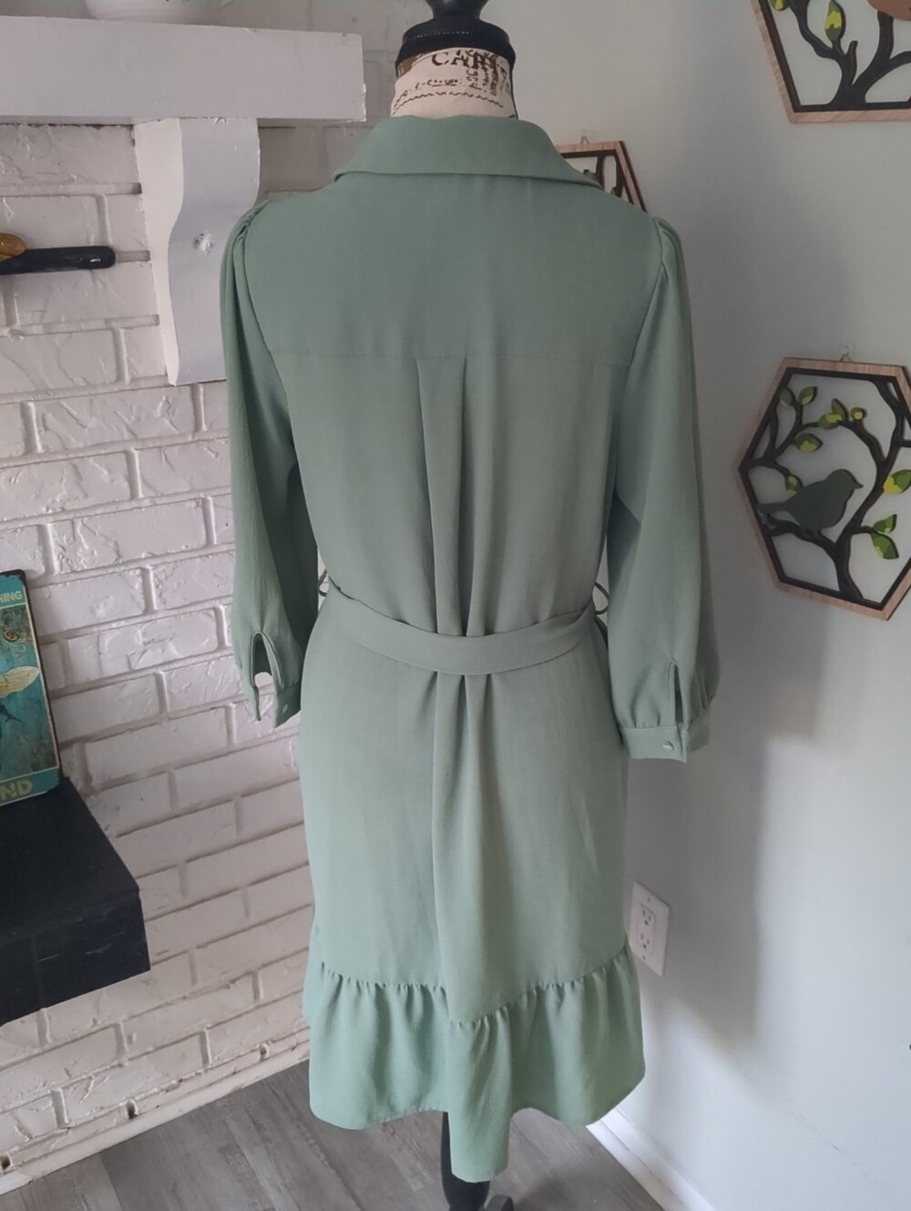 **3/$10** Monteau Los Angeles Dress Size Medium - Picture 6 of 8